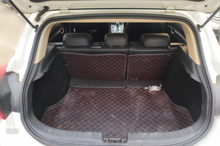 GEELY Emgrand GS 2018 immagine di auto #21