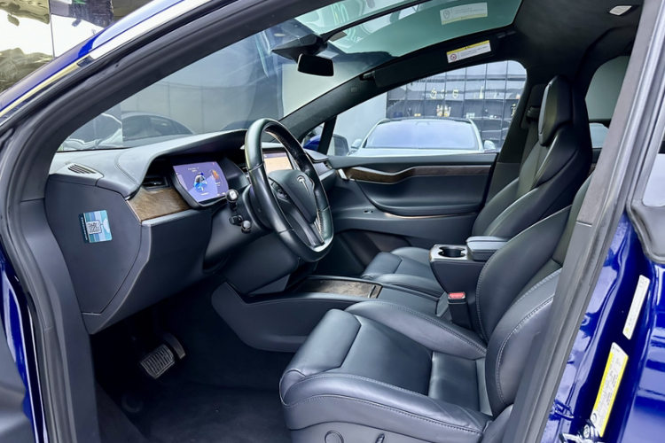 特斯拉 Model X 2018 汽车图片 #21