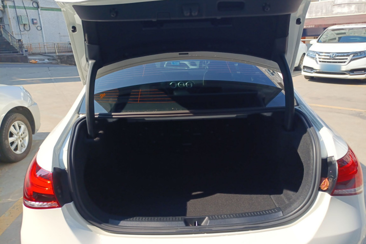 Mercedes-Benz A Class 2021 car image #21