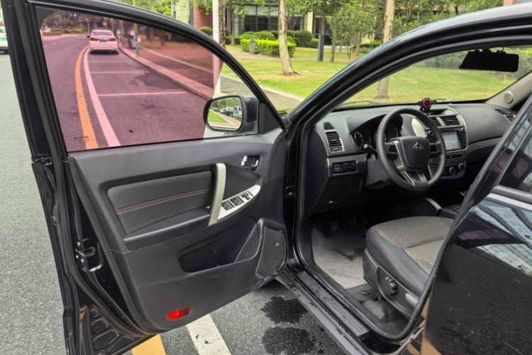 GEELY GX7 2015 #21 GEELY GX7 2015 car image #21