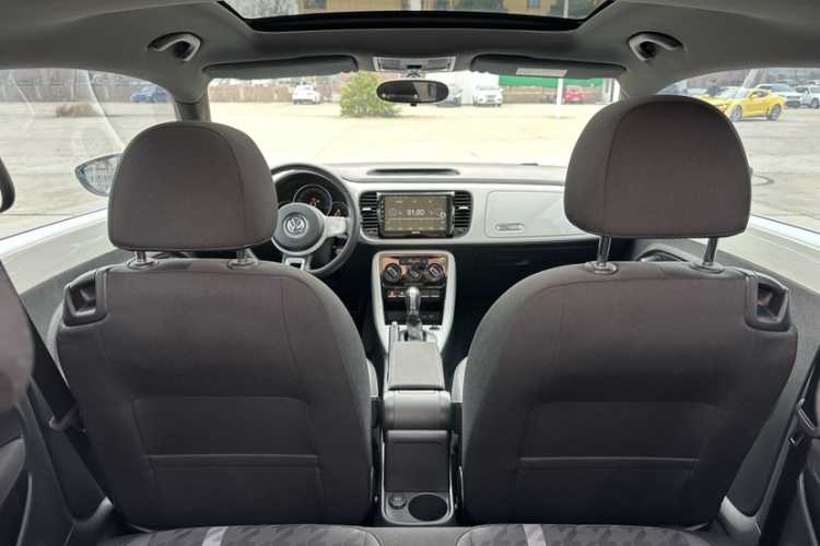 Volkswagen Beetle 2017 immagine di auto #21