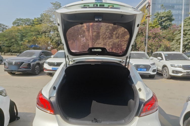 MG 6 2018 car image #21