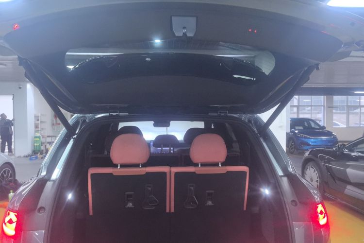 BYD Tang L 2025 #21 BYD Tang L 2025 imagen de coche #21