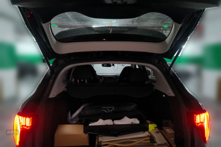 Lynk & Co 01 2019 #21 Lynk & Co 01 2019 car image #21