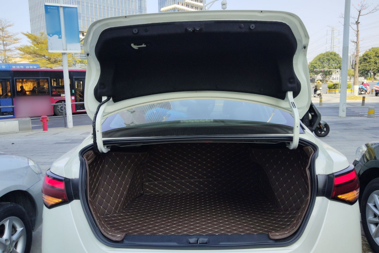 Nissan Sylphy 2023 car image #21