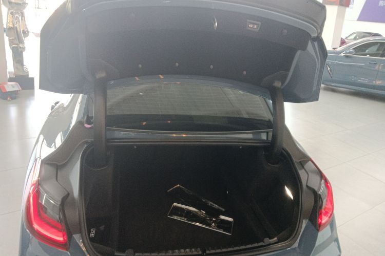 BMW 8 Series 2021 #21 BMW 8 Series 2021 car image #21