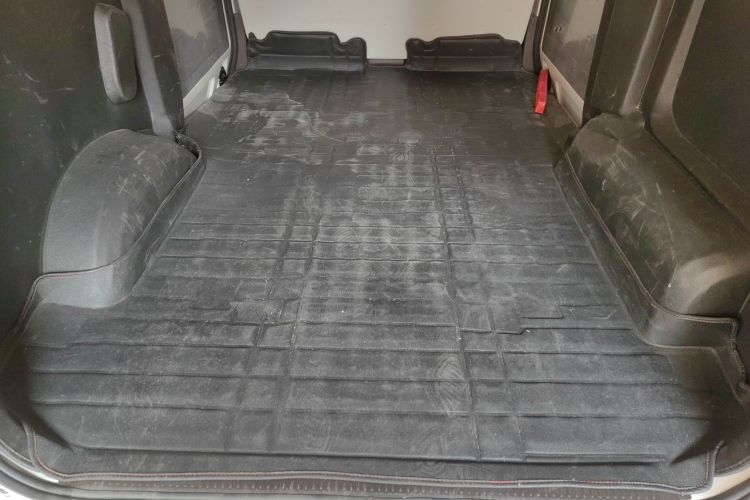 Wuling Hongguang V 2022 immagine di auto #21