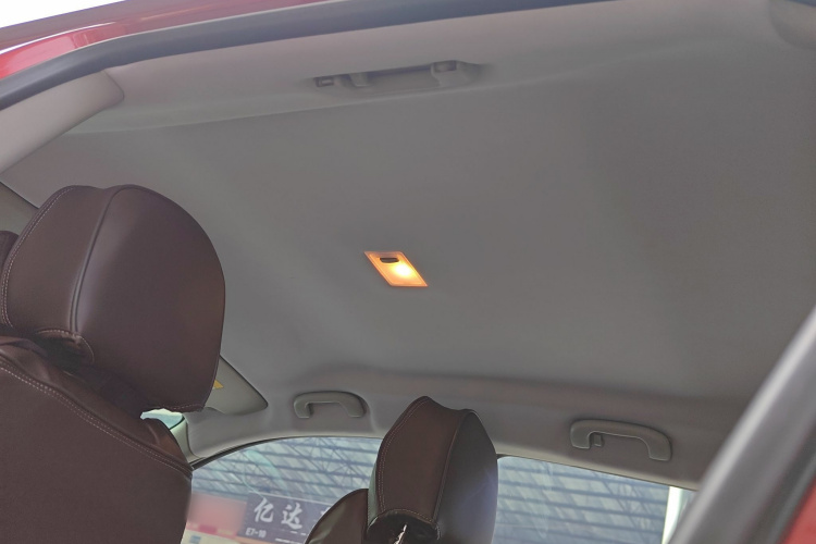 Chevrolet Tracker 2015 car image #21