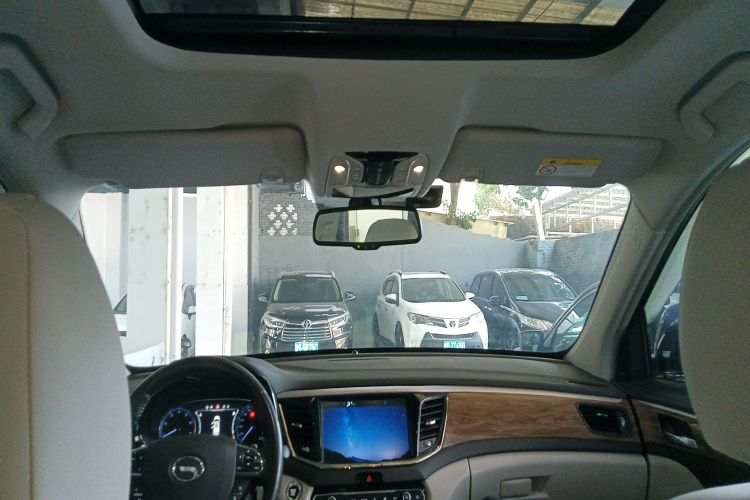 GAC Trumpchi GS8 2016 #21 GAC Trumpchi GS8 2016 car image #21