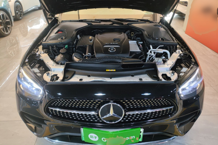 Mercedes-Benz E Class New Energy 2022 car image #21
