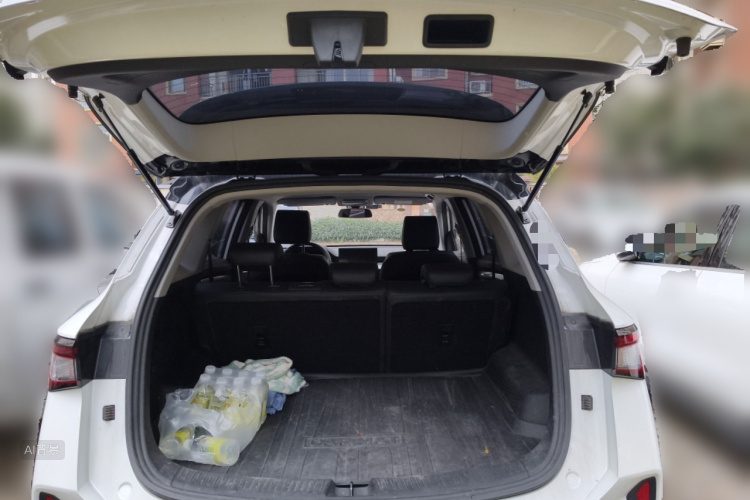 Wuling Asta 2023 #21 Wuling Asta 2023 صورة سيارة #21