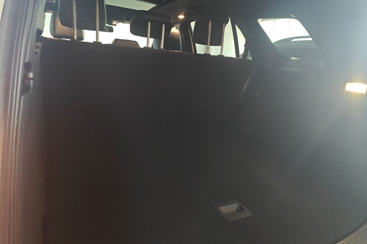 Ford Everest 2018 immagine di auto #21