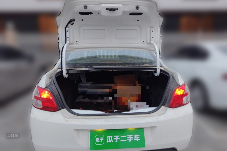 Peugeot 301 2016 car image #21