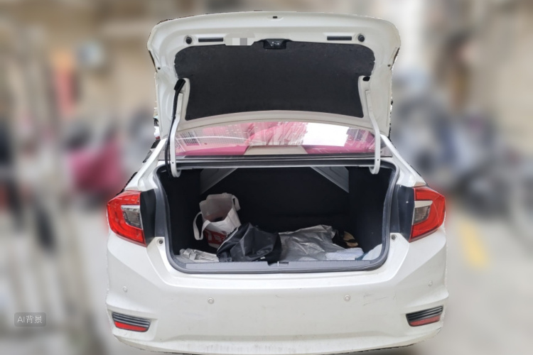 Honda Greiz 2018 car image #21