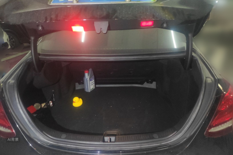 Mercedes-Benz E Class 2017 image de voiture #21