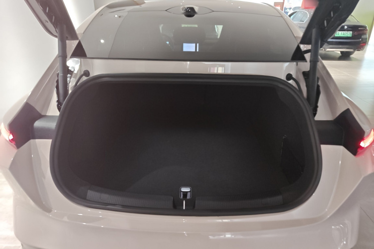 蔚来 蔚来ET5 2025 汽车图片 #21