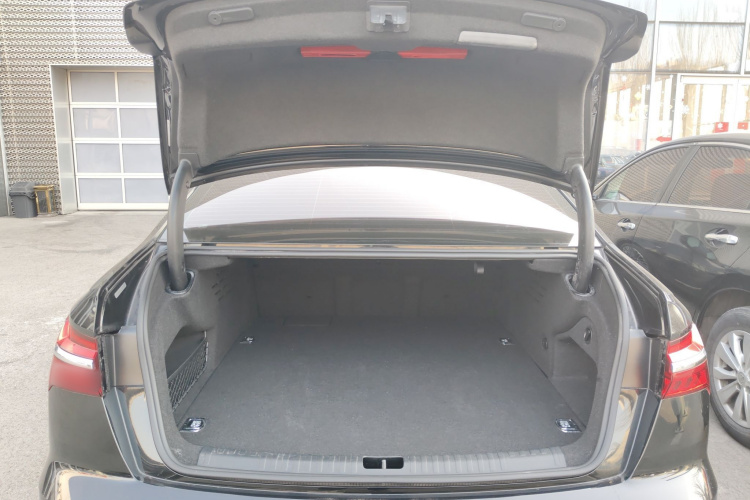 Audi A6L New Energy 2020 car image #21