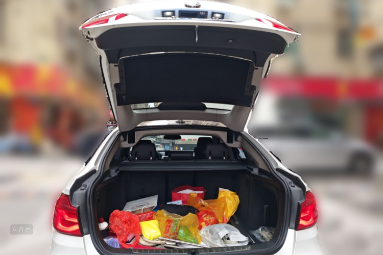 BMW 3 Series GT 2018 #21 BMW 3 Series GT 2018 immagine di auto #21