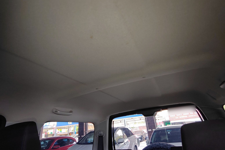 Suzuki Jimny (Imported) 2018 imagen de coche #21