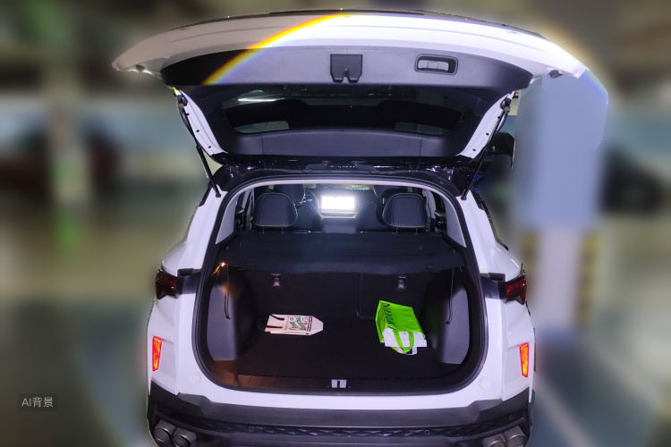 GEELY Coolray 2023 #21 GEELY Coolray 2023 car image #21