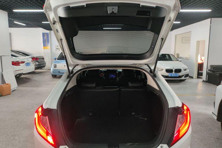 Honda Gienia 2017 car image #21