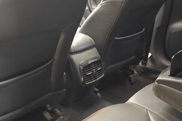 GAC Trumpchi GA6 2017 immagine di auto #21