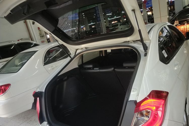 Honda Gienia 2018 car image #21