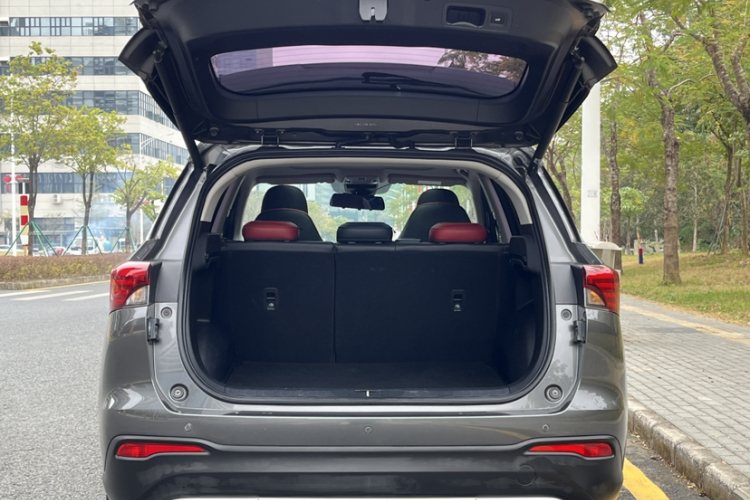 GAC Trumpchi GS4 2021 #21 GAC Trumpchi GS4 2021 car image #21