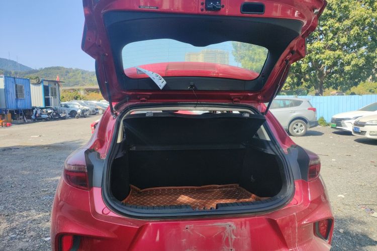 GEELY Emgrand GS 2020 #21 GEELY Emgrand GS 2020 car image #21