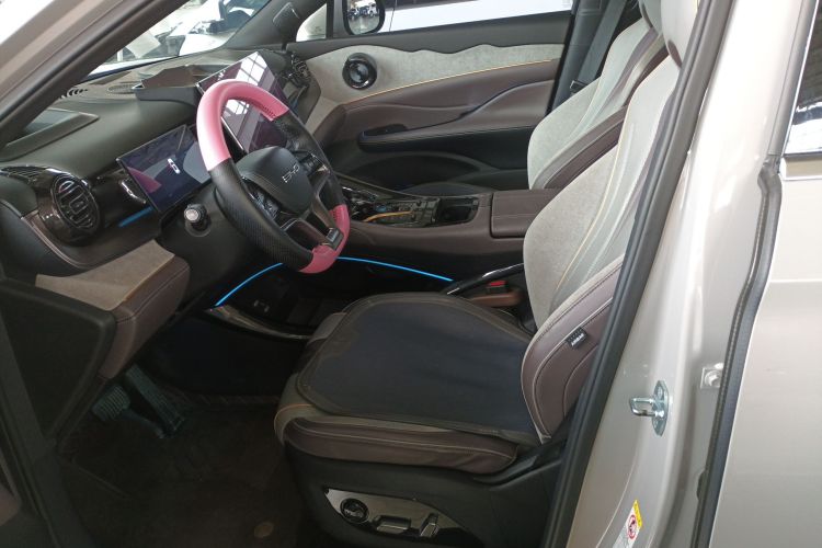 BYD Frigate 07 2023 immagine di auto #21