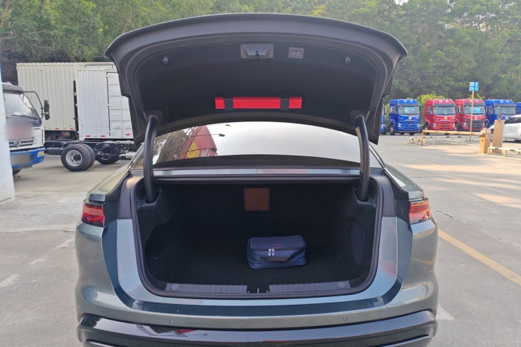 BYD HanL 2025 car image #21