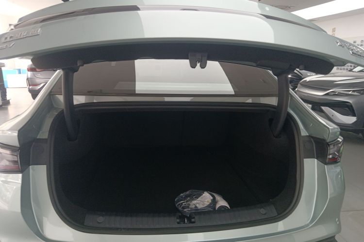 BYD Seal 06 New Energy 2025 car image #21