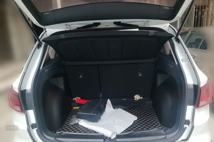 VS5 2021 car image #21