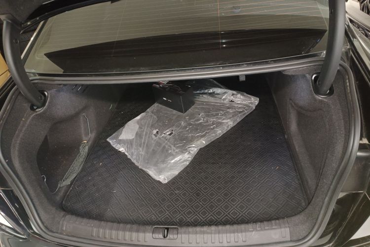 Audi A6L 2022 car image #21