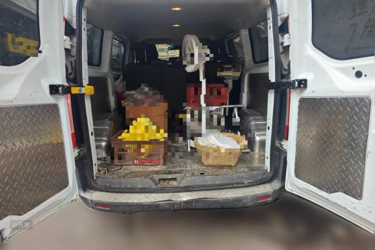 Ford Transit 2018 immagine di auto #21