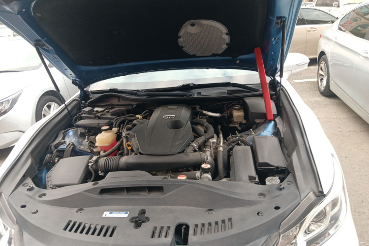 丰田 皇冠 2017 汽车图片 #21