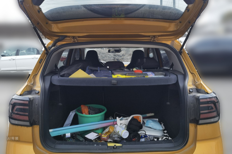 Volkswagen T-Cross 2019 #21 Volkswagen T-Cross 2019 car image #21