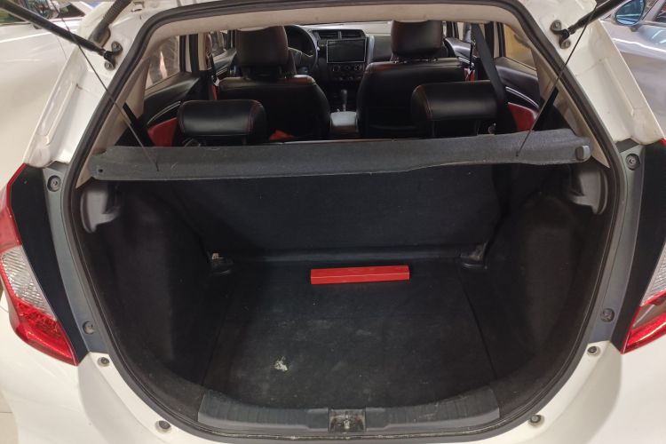 Honda Fit 2018 car image #21