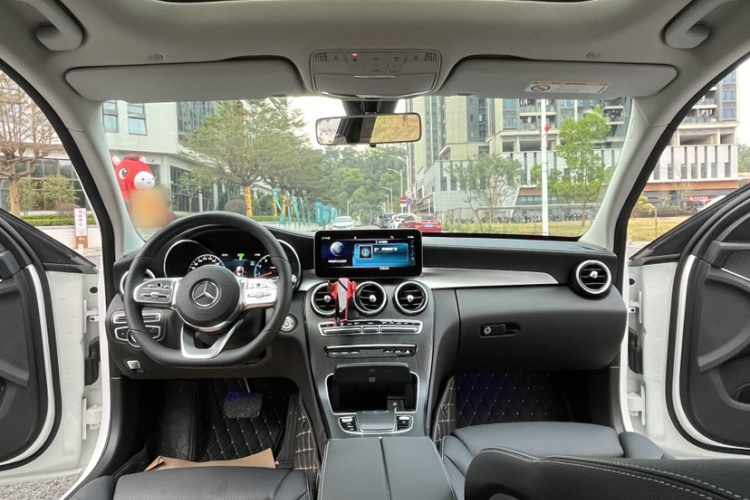 Mercedes-Benz C Class 2020 car image #21