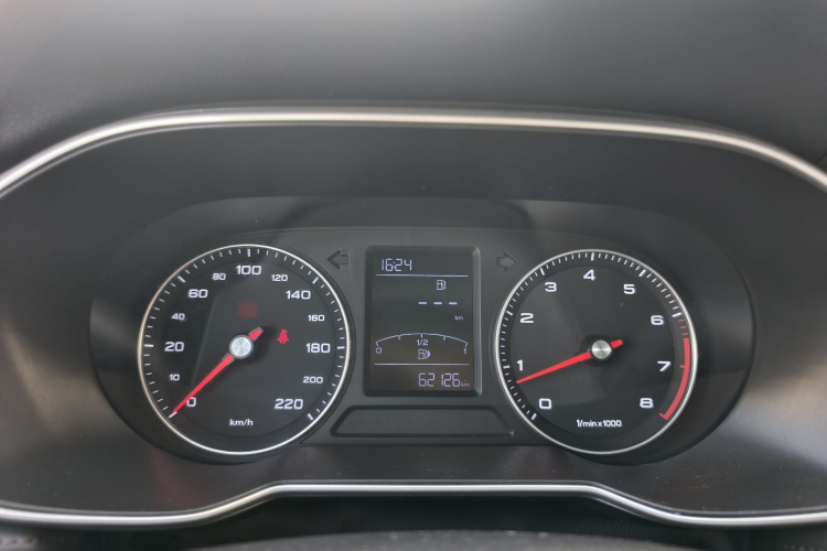 Roewe RX3 2020 изображение автомобиля #21