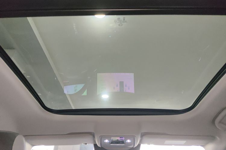 BYD Sea Lion 05 DM-i 2025 image de voiture #21