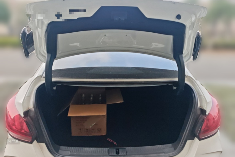 MG 5 2025 car image #21