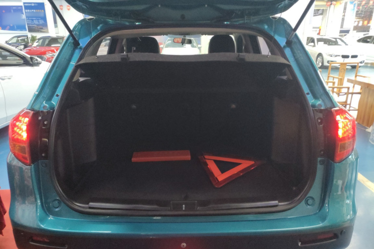 Suzuki Vitara 2016 изображение автомобиля #21