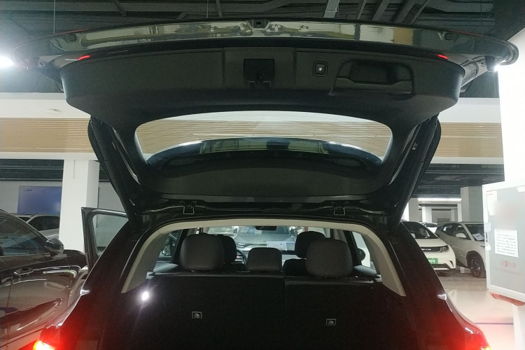 零跑汽车 零跑C10 2024 汽车图片 #21