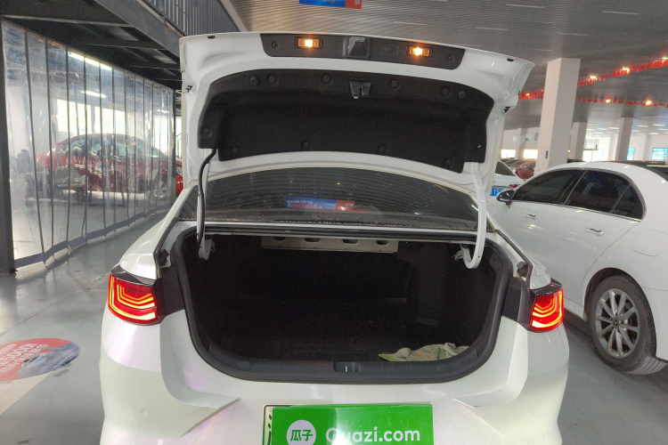 GEELY Emgrand L HiP 2022 car image #21