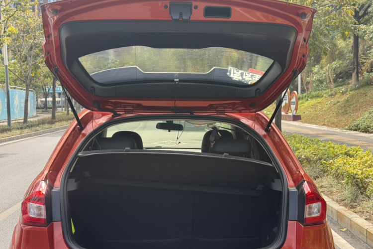 Vision X3 2018 car image #21