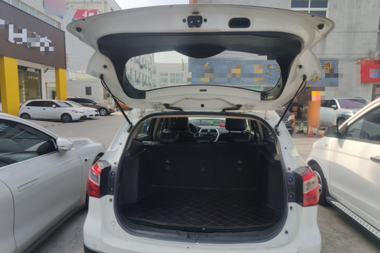 Suzuki S-Cross 2014 immagine di auto #21