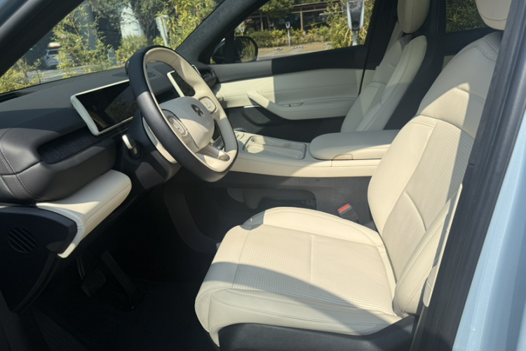 蔚来 蔚来ES6 2023 汽车图片 #21