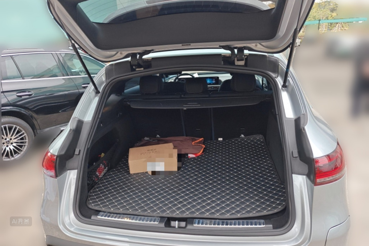 Mercedes-Benz EQC Class 2020 car image #21