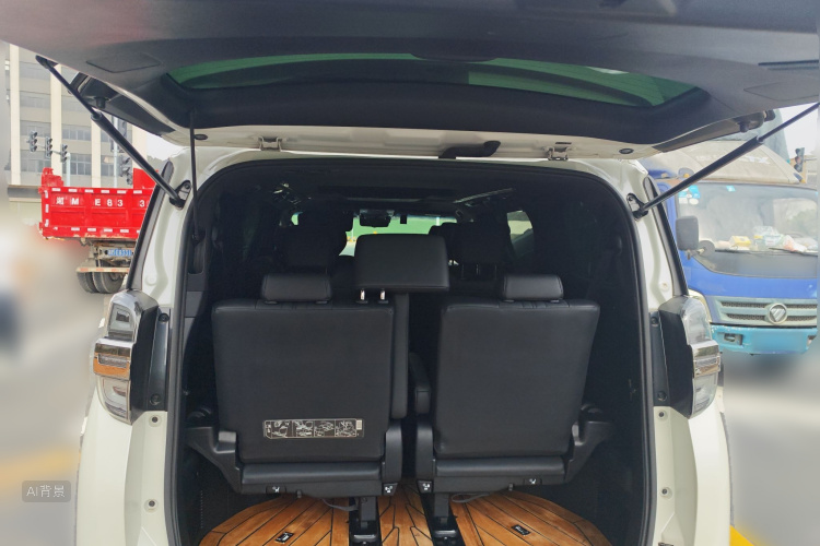 Toyota Vellfire 2020 صورة سيارة #21